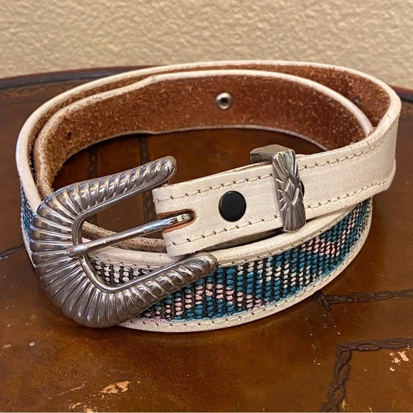 Accessories - Vintage White Leather Beaded Style Western Boho Silver Buckle Belt 34.5 Inch